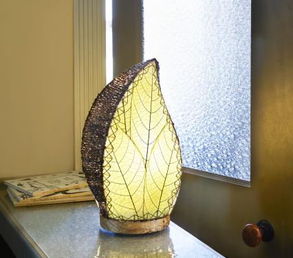 Eangee Leaflet Decorative Table Lamp