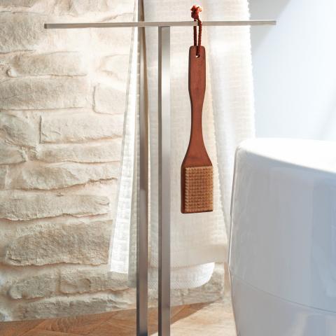 Blomus Menoto Freestanding Towel Stand