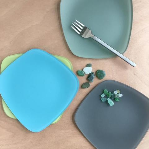 Riverside Designs Form Plate Set of 4