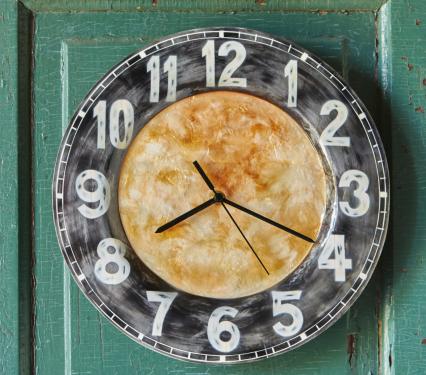 Eangee Metal Wall Clock