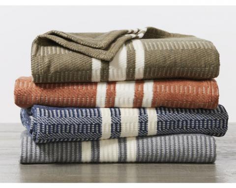 Cirrus Throw