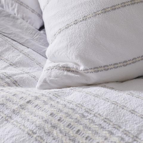 coyuchi rippled stripe organic duvet